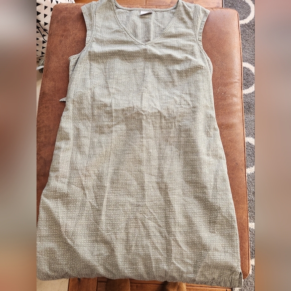 Columbia Dresses & Skirts - Columbia Green Midi Shift Dress With Pockets